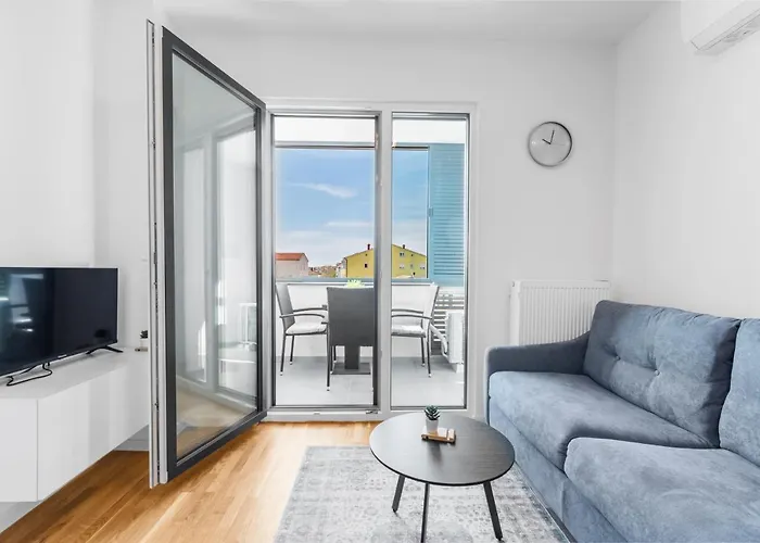 Anni Apartamento Pula